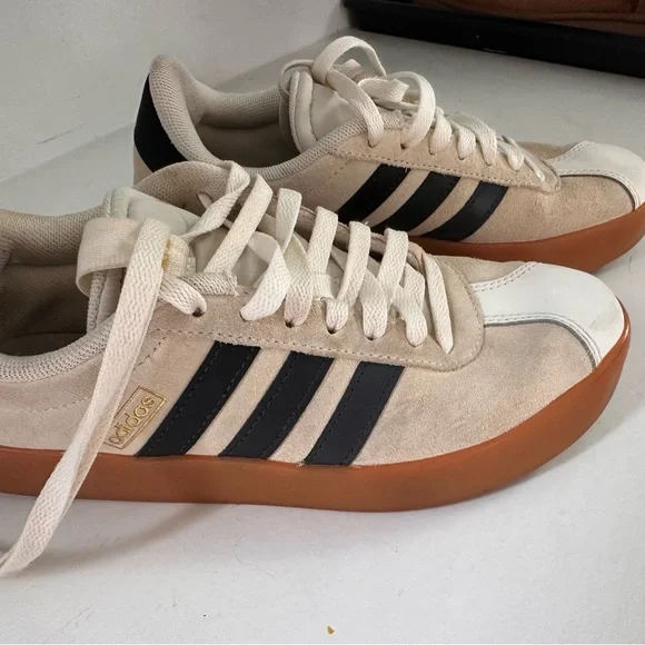 Adidas Cream and Black Sneakers - Picture 1 of 4